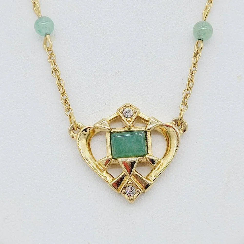 Vintage Avon 1993 Openwork Heart Jade Collar Necklace CZ's Gold Tone 16